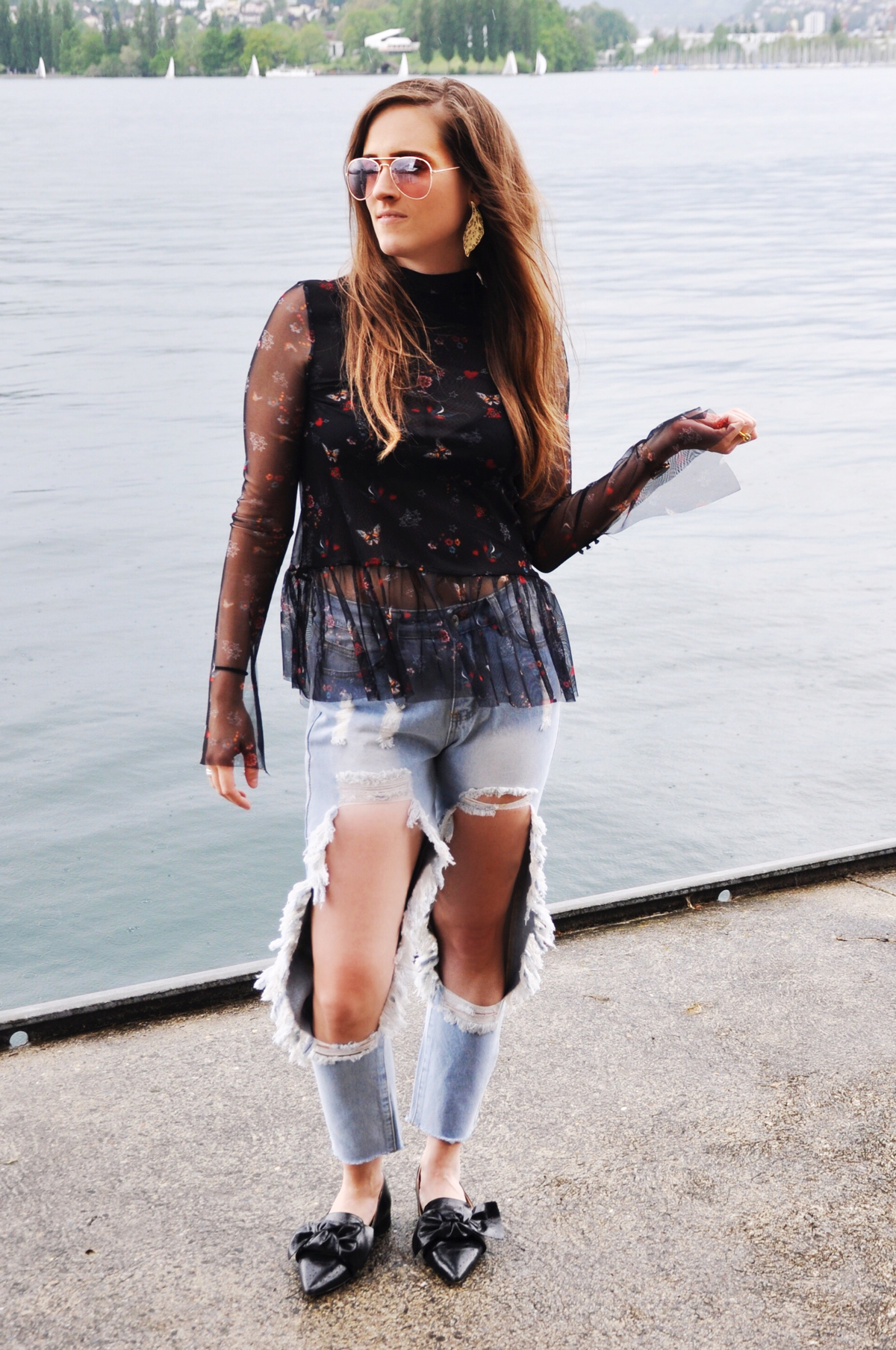 ripped style jeans