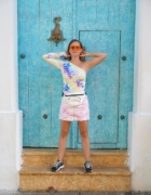 Follow your intuition – Orange pants and leopard pattern