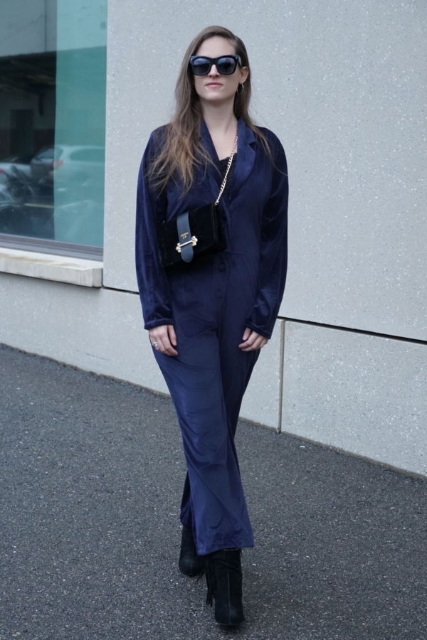 How to wear a jumpsuit for the holiday season
