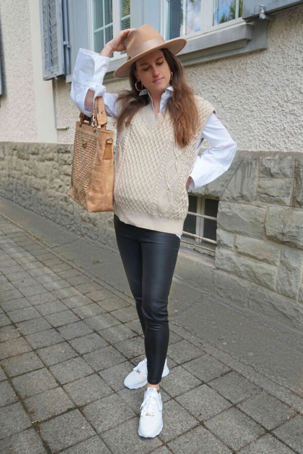 Goodbye granny image – sweater vest trend